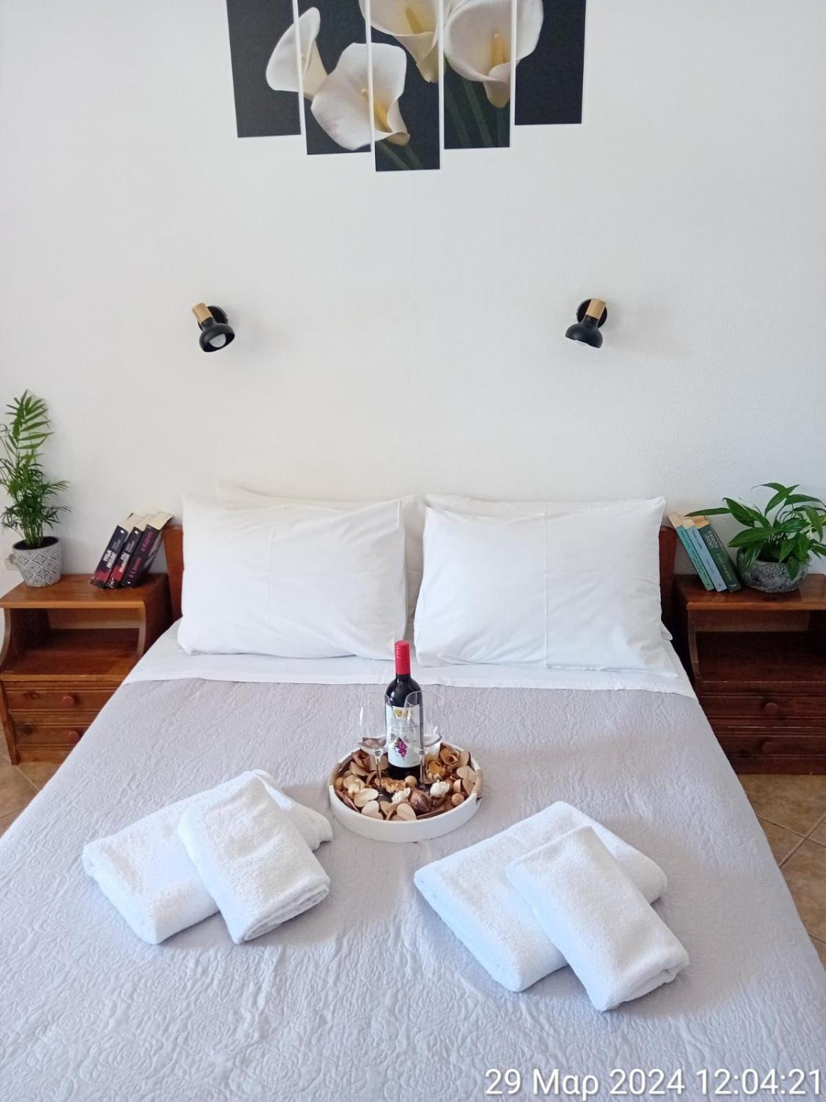 Happy Days Appartement Agia Galini Buitenkant foto
